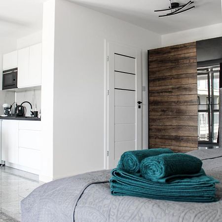 Apartament Black-Niska Z Garazem Podziemnym Kielce Esterno foto