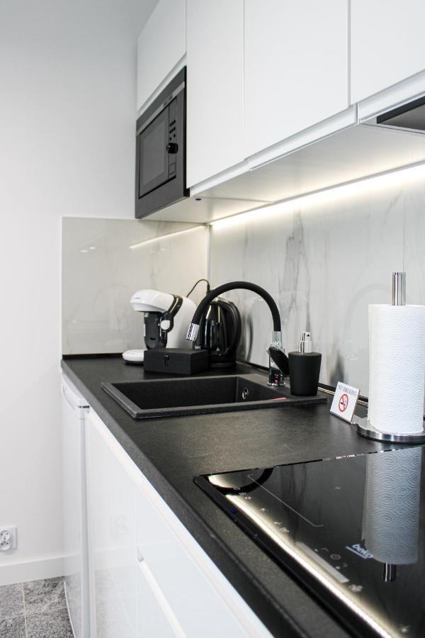Apartament Black-Niska Z Garazem Podziemnym Kielce Esterno foto
