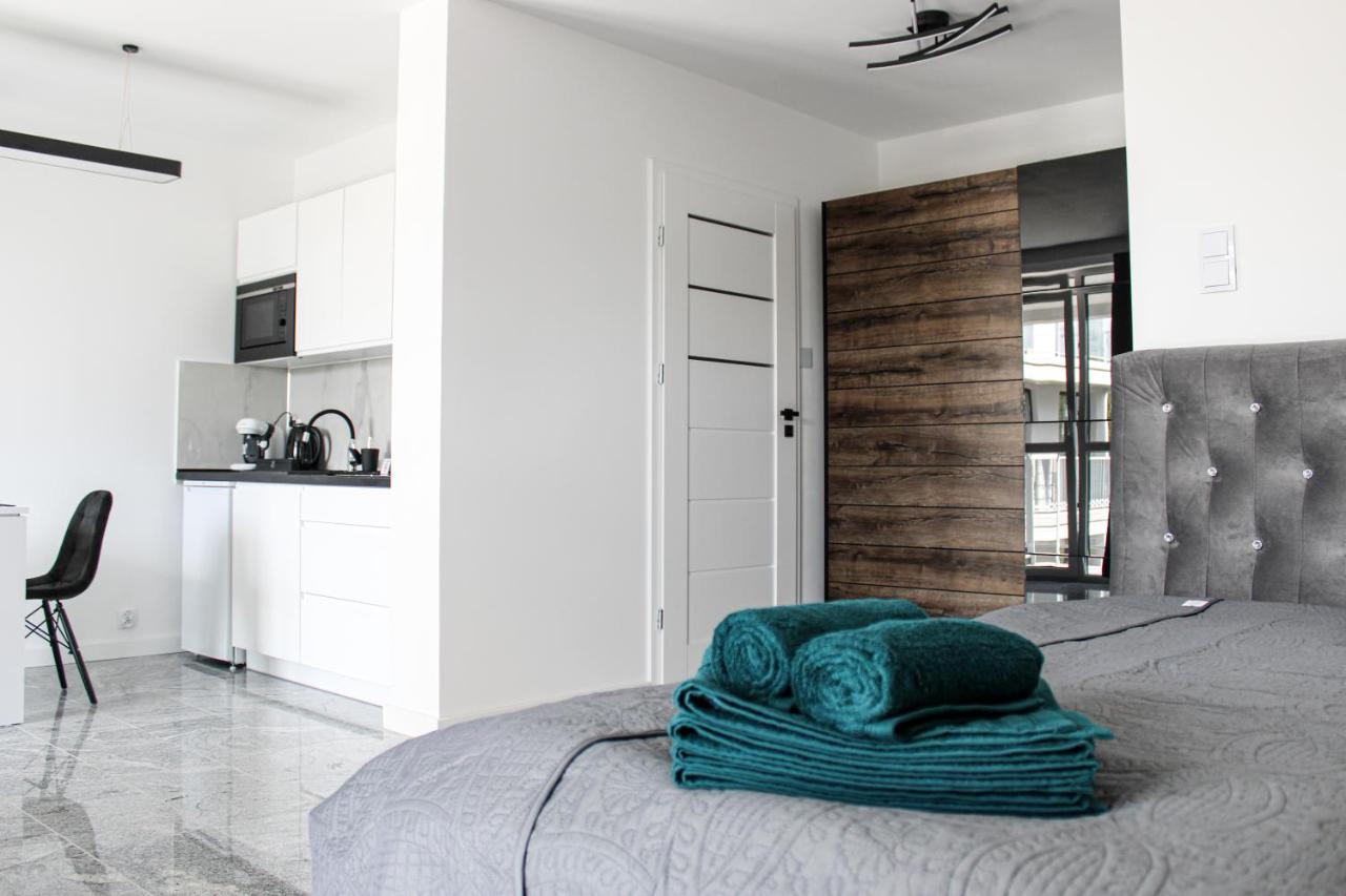 Apartament Black-Niska Z Garazem Podziemnym Kielce Esterno foto