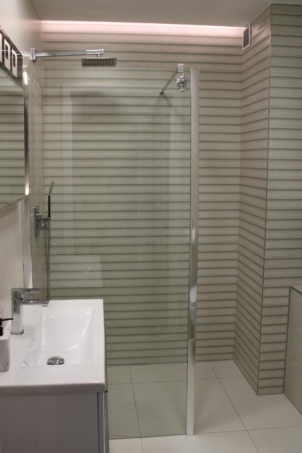 Apartament Black-Niska Z Garazem Podziemnym Kielce Esterno foto