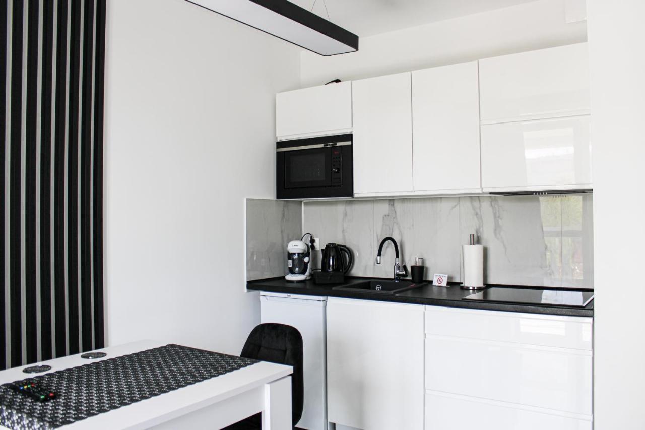Apartament Black-Niska Z Garazem Podziemnym Kielce Esterno foto